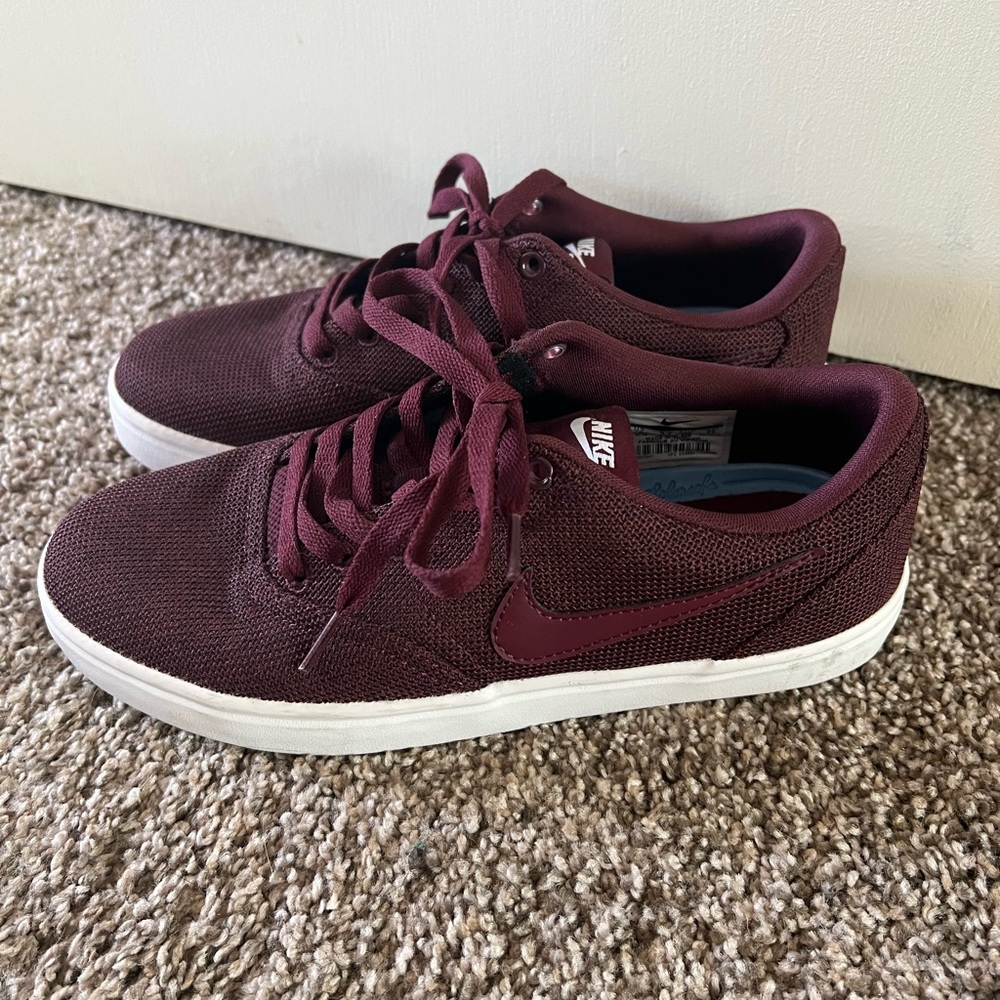 Nike SB Check Sneakers